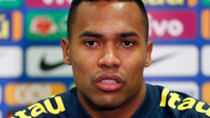NEXT Trending Image: Juventus defender Alex Sandro renews contract until 2023
