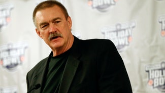 Next Story Image: UNLV aide Barney Cotton's heart transplant called successful