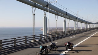 Next Story Image: Schär wins 3rd straight NYC Marathon women's wheelchair race