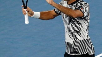 Next Story Image: Tough at the top: Murray, Kerber make 4th-round exits in Oz (Jan 22, 2017)