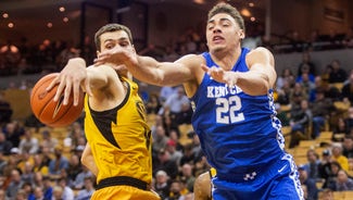 Next Story Image: Kentucky forward Travis to miss 2 weeks with sprained knee