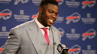 Next Story Image: NFL player to pay for 11-year-old shooting victim's funeral