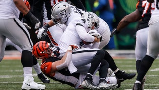 Next Story Image: Carr gets record but Raiders offense languishes in loss