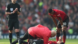 Next Story Image: Liverpool back atop Premier League after 0-0 at Man United