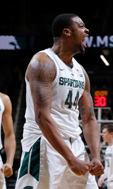 Ward Scores 21 No 8 Michigan State Tops Northwestern 81 55 Fox