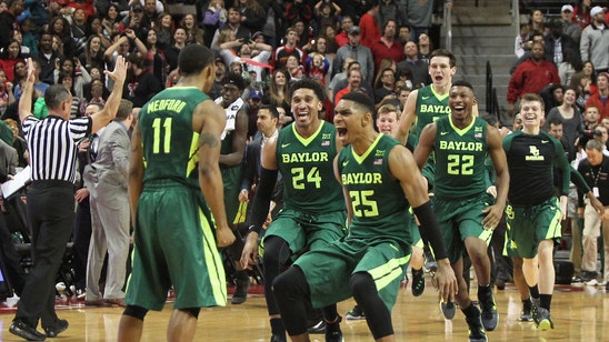 Baylor wins at Texas Tech with buzzer-beater