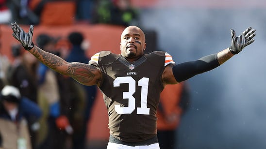 Browns safety Whitner gets cold reception from Bills fans