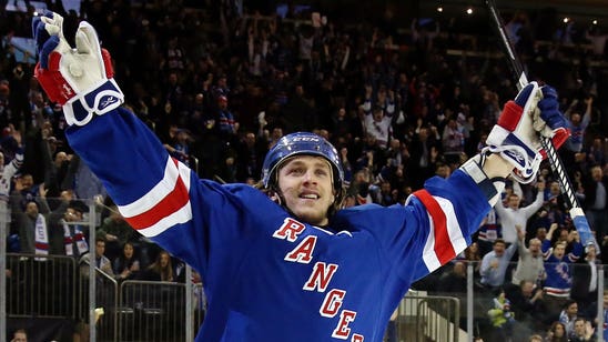 Ducks sign left wing Carl Hagelin to four-year contract