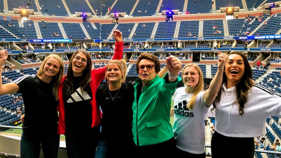 Top women's hockey players announce series of tournaments