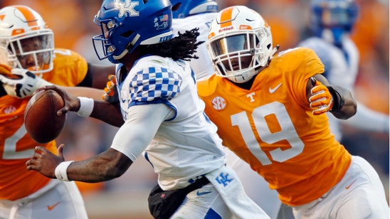 Tennessee pass rush relying heavily on Darrell Taylor
