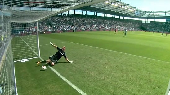 Watch as MLS ref misses the most obvious goal ever, robs Dallas of goal