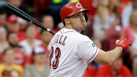 Duvall homers, Norris 3 run blast sends Padres over Reds 7-4