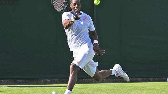 Open 13: Monfils to take on Simon in all-French final