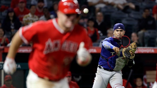 Robinson Chirinos, Astros finalize $5.75M, 1-year contract