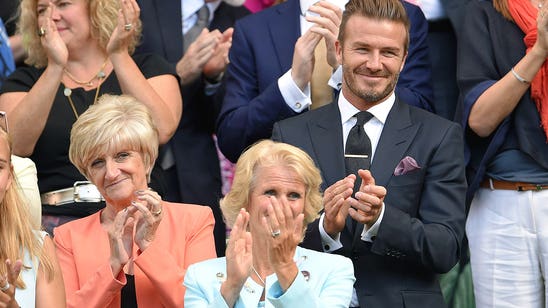 David Beckham catches ball at Wimbledon, crowd goes wild