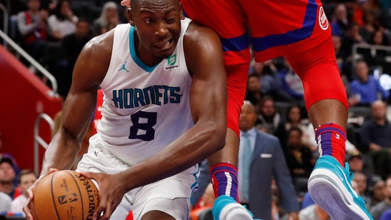 Hornets complete home-and-home sweep of Pistons, 110-107