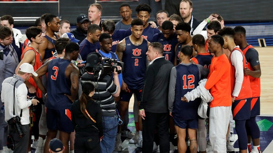 Auburn's Bruce Pearl has sheen of sweat, slime and success