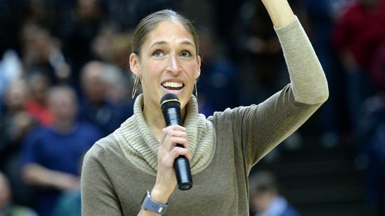 UConn to retire numbers of Hall of Famers Allen, Lobo