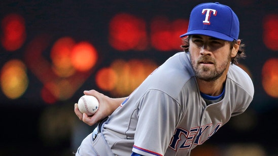 Rangers' Hamels to skip next start due to sore groin