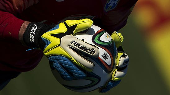 Chicago Red Stars goalkeeper's costly mistake leads to tap-in