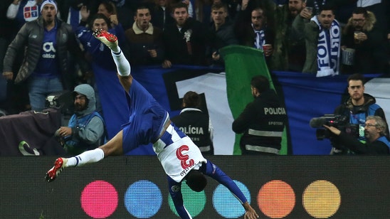 Porto defeats Schalke 3-1 to win its Champions League group