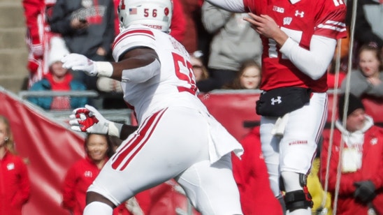 Coan preps at QB with Hornibrook questionable for Wisconsin