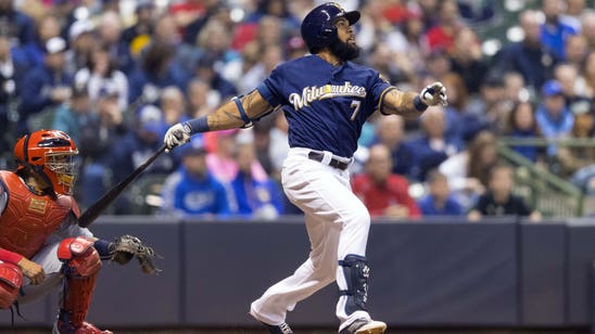 Milwaukee Brewers: Rebuild with Slugger Eric Thames or Trade Him?