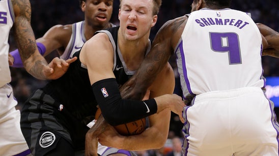 Hield scores 18 as Kings defeat Griffin-less Pistons 112-102