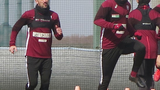 Iniesta teaming up with old teammate Villa in Japan