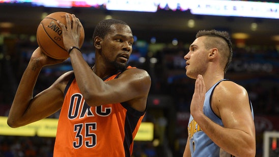 Thunder pull away in second half in rout of Nuggets
