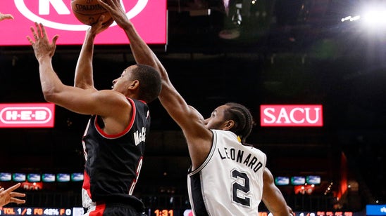 Kawhi Leonard leads Spurs to win over Trail Blazers