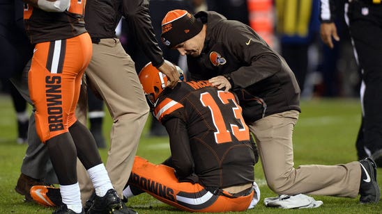 Browns' quarterback Josh McCown out for rest of season
