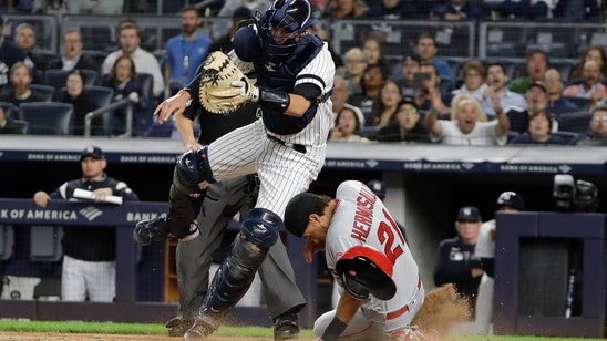 Ottavino botches throw, Yankees miss chance to clinch