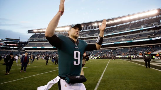 Eagles, behind Foles, stay alive in NFC playoff race