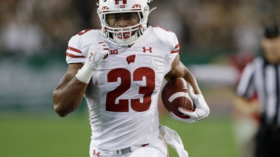 Jonathan Taylor, No. 17 Badgers to host Central Michigan
