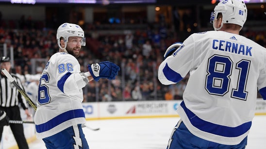 Lightning finish December unbeaten with 2-1 win at Anaheim