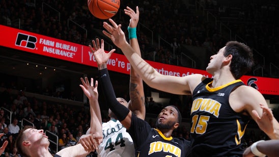Nick Ward scores 26, No. 10 Michigan State beats Iowa 90-68