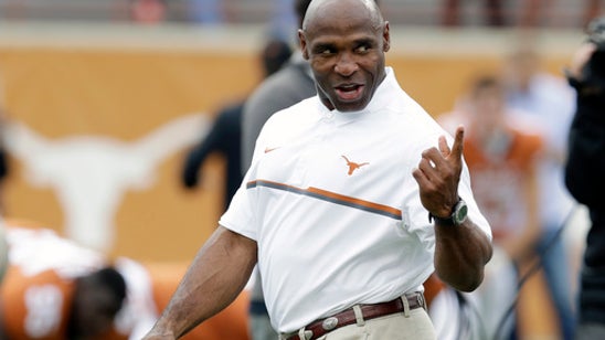 From Longhorn to Bull: Strong is new South Florida coach