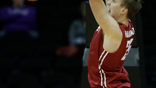 Kansas State pulls away from Washington State for 70-56 win (Dec 10, 2016)