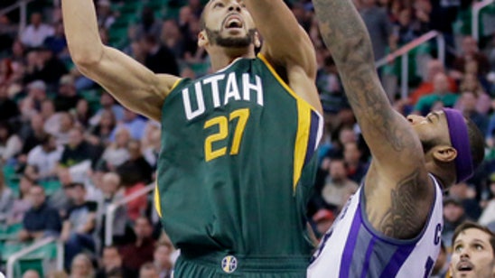 Jazz overcome flurry of turnovers, beat Kings 104-84 (Dec 10, 2016)