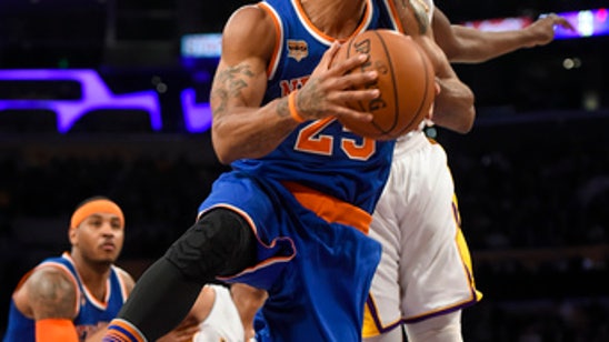 Porzingis, Rose lead Knicks past slumping Lakers, 118-112 (Dec 11, 2016)