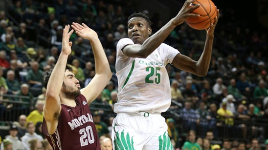 Boucher's double-double leads No. 22 Oregon past Montana (Dec 13, 2016)