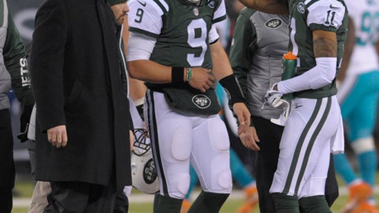 Jets' Petty leaves with chest injury, having CT scan