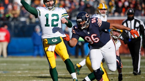 Packers overcome cold, late rally to beat Bears 30-27