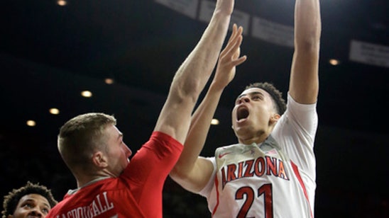 Comanche leads balanced No. 18 Arizona to rout of Lobos (Dec 20, 2016)