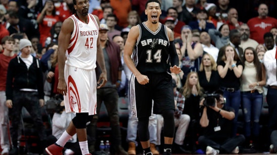 Three-pointer by Mills lifts Spurs over Rockets 102-100 (Dec 20, 2016)