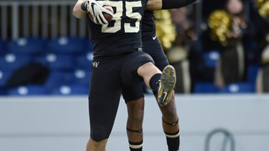 Wake Forest survives Temple rally to win Military Bowl 34-26 (Dec 27, 2016)