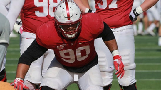 McCaffrey-less Stanford faces UNC as Shaw seeks 4th bowl win