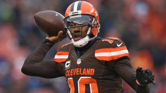 Browns' RG3 practices, will start in finale against Steelers
