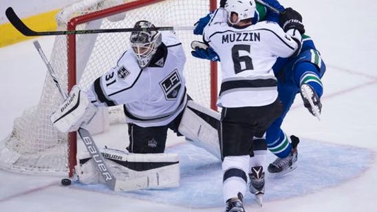 Miller has 36 saves to lift Canucks over Kings 2-1 (Dec 28, 2016)